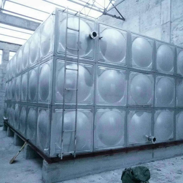 工厂批发不锈钢水箱 吉林水箱批发定制 上门安装