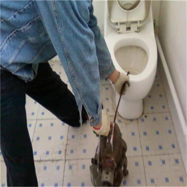 卫生间疏通 白城马桶堵塞疏通 菜盆疏通 洗手盆疏通 蹲便疏通 上门服务
