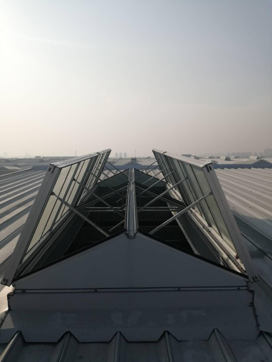 三角型通风天窗  工厂直销天窗  宝迪厂家直销电动采光排烟通风天窗