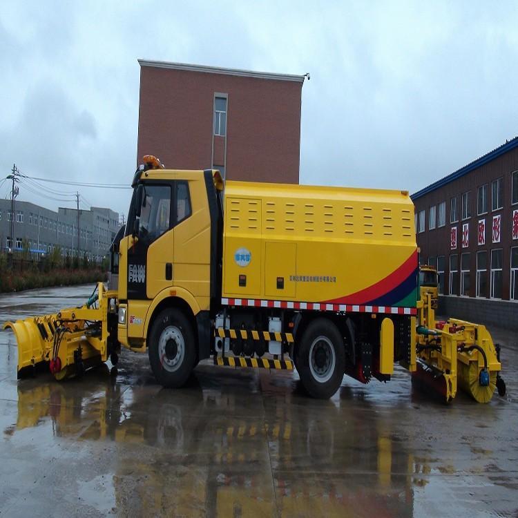 扫路车 吉林省北欧重型机械厂家直销 多功能除冰雪车