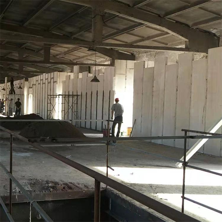 隔墙板	厂家供应	冠伦建材	吉林隔墙板厂家	长期出售