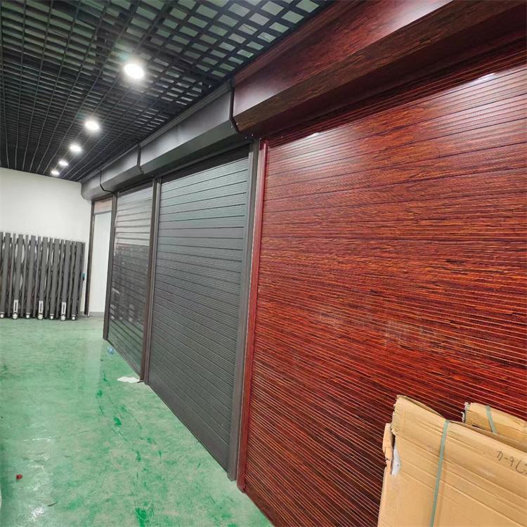 泓洋门业 别墅翻板车库门 铝合金车库门 美观大方 铝合金门