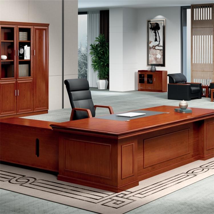 长春定制实木油漆行政大班台