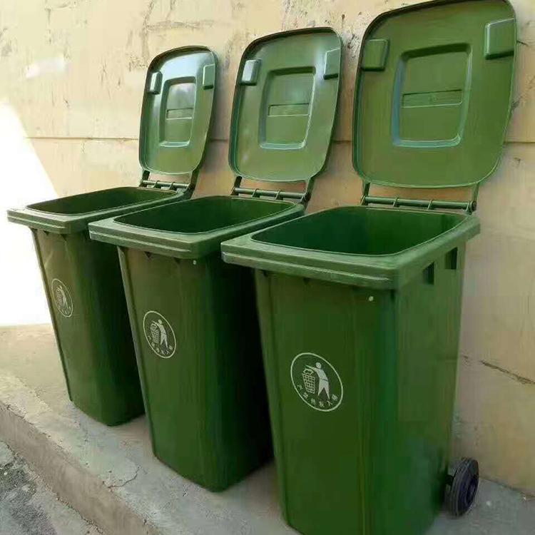 垃圾桶