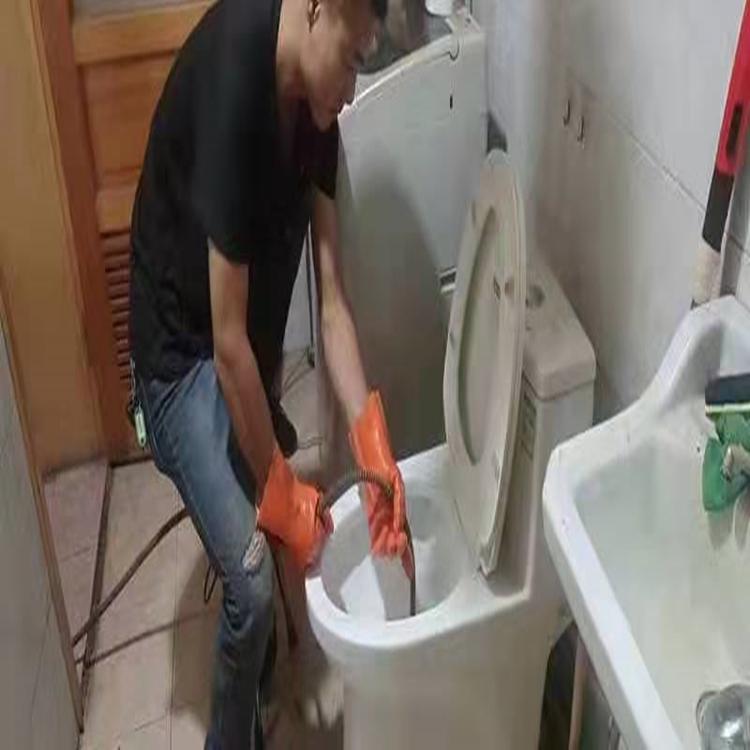 附近通马桶  疏通马桶电话 家里马桶堵了怎么办  厕所马桶  叁陆陆 20分钟内上门服务 专业疏通团队