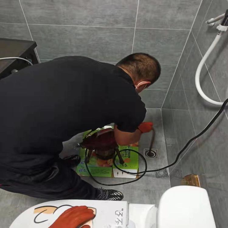 专业疏通下水道 通地漏 厨房地漏 卫生间地漏 浴室地漏 阳台地漏 快速上门服务 叁陆陆 平价疏通
