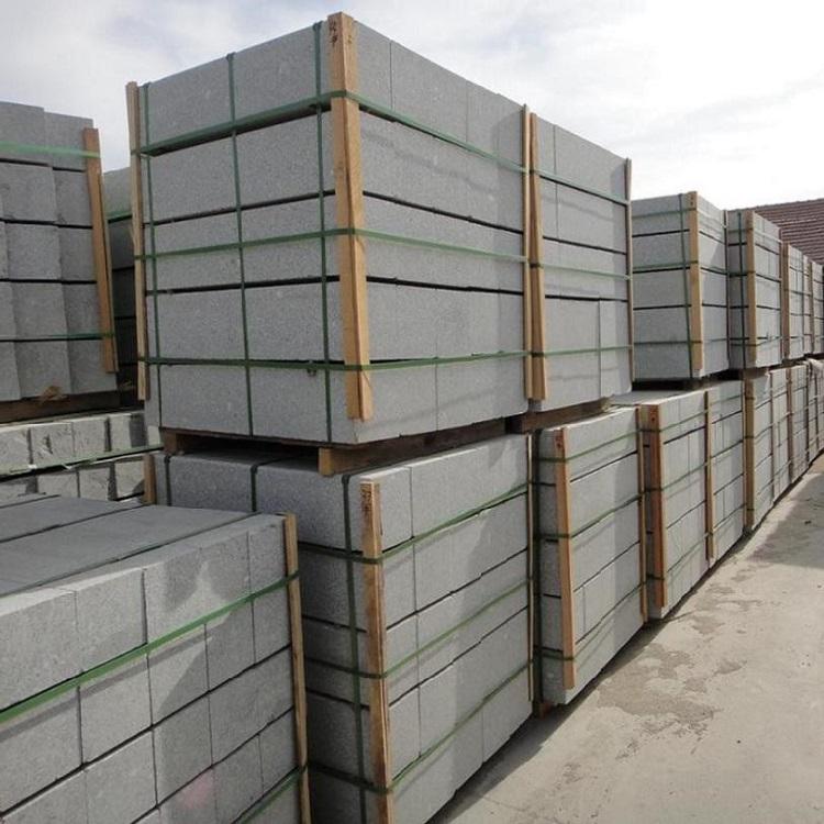 巴彦鹤岗加格达奇双鸭山佳木斯路边石批发价