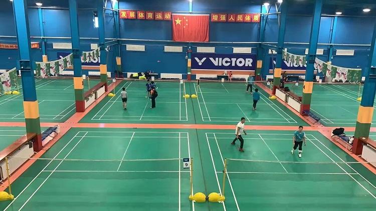 塑胶地板 厂家批发 医院地胶  学校地胶 幼儿园塑胶  敬老院地胶  智诚体育 长春塑胶  地胶厂家 塑胶源头  品质优秀   欢迎采购  国外塑胶  LG塑胶 阿姆斯壮塑胶 丽杰塑胶 洁福塑胶 肯帝亚塑胶 得嘉塑胶 福尔波塑胶 保丽塑胶  